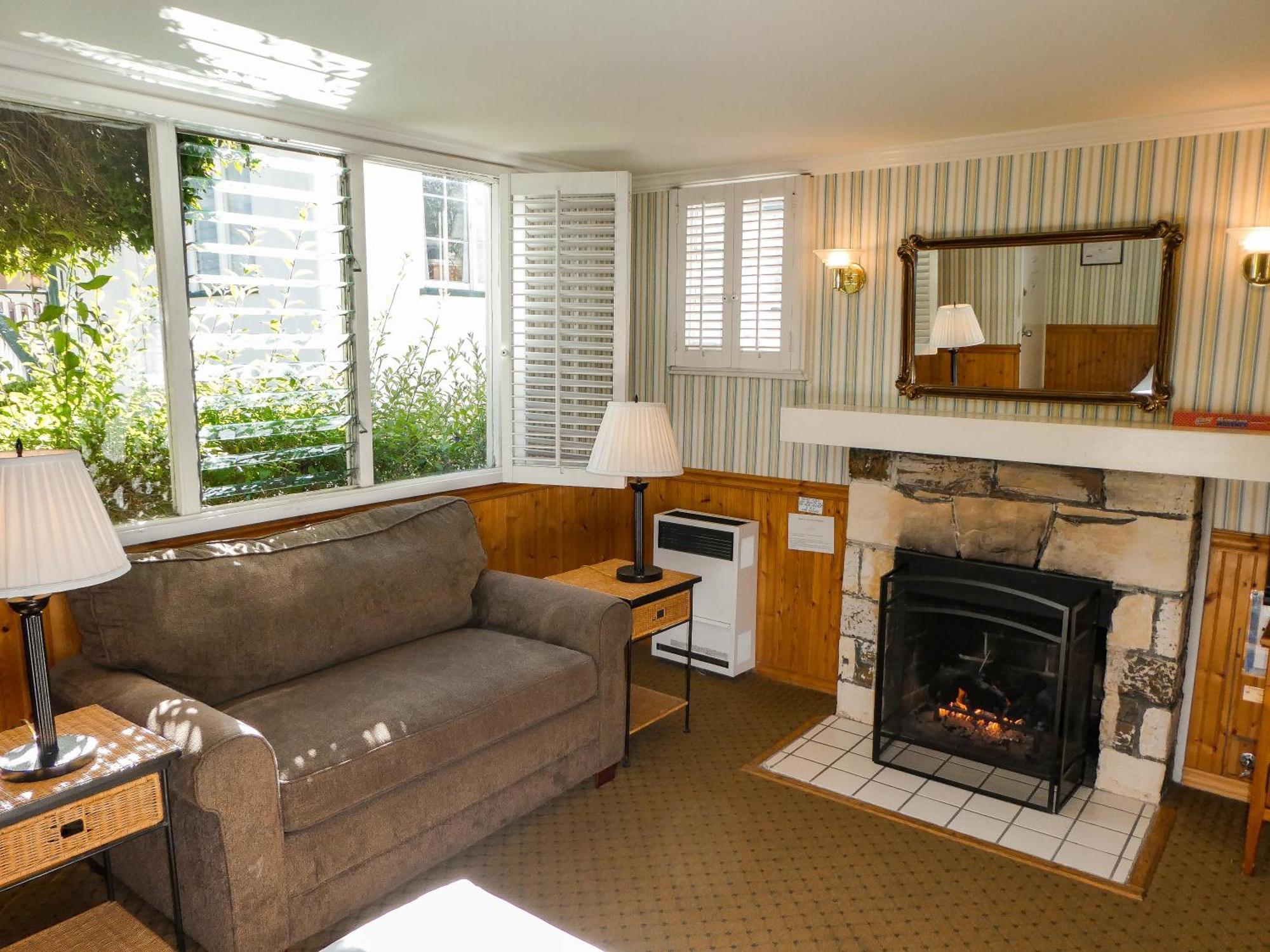 Carmel Fireplace Inn Rom bilde